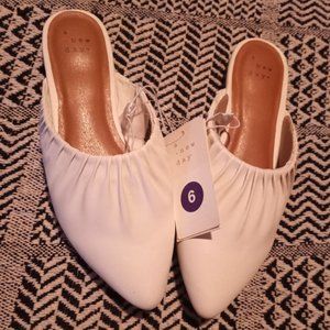 Women's Elle Flats and Slip Ons - A New Day Off White Memory Foam